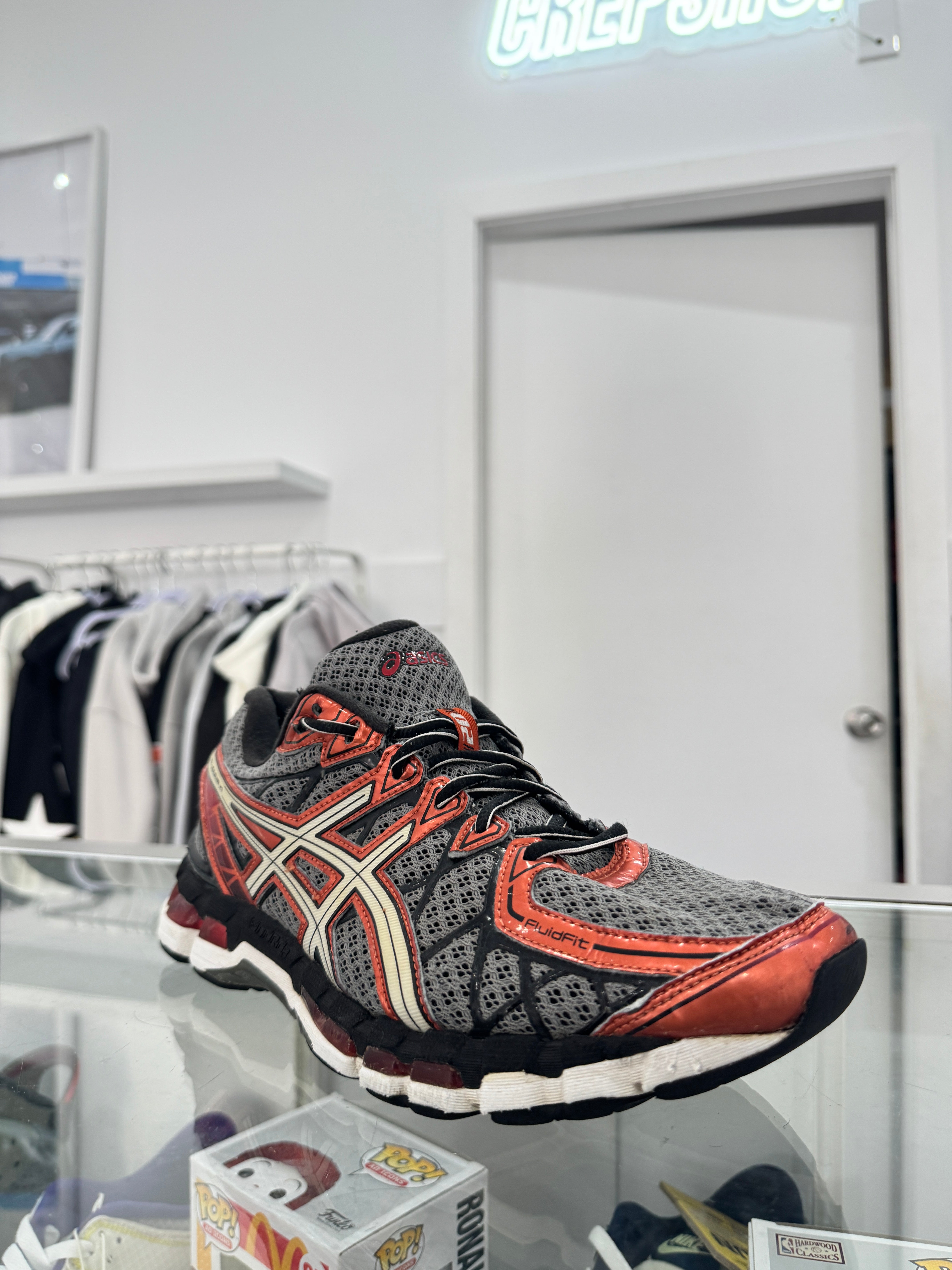 Used GEL-Kayano 20 Grey Bronze