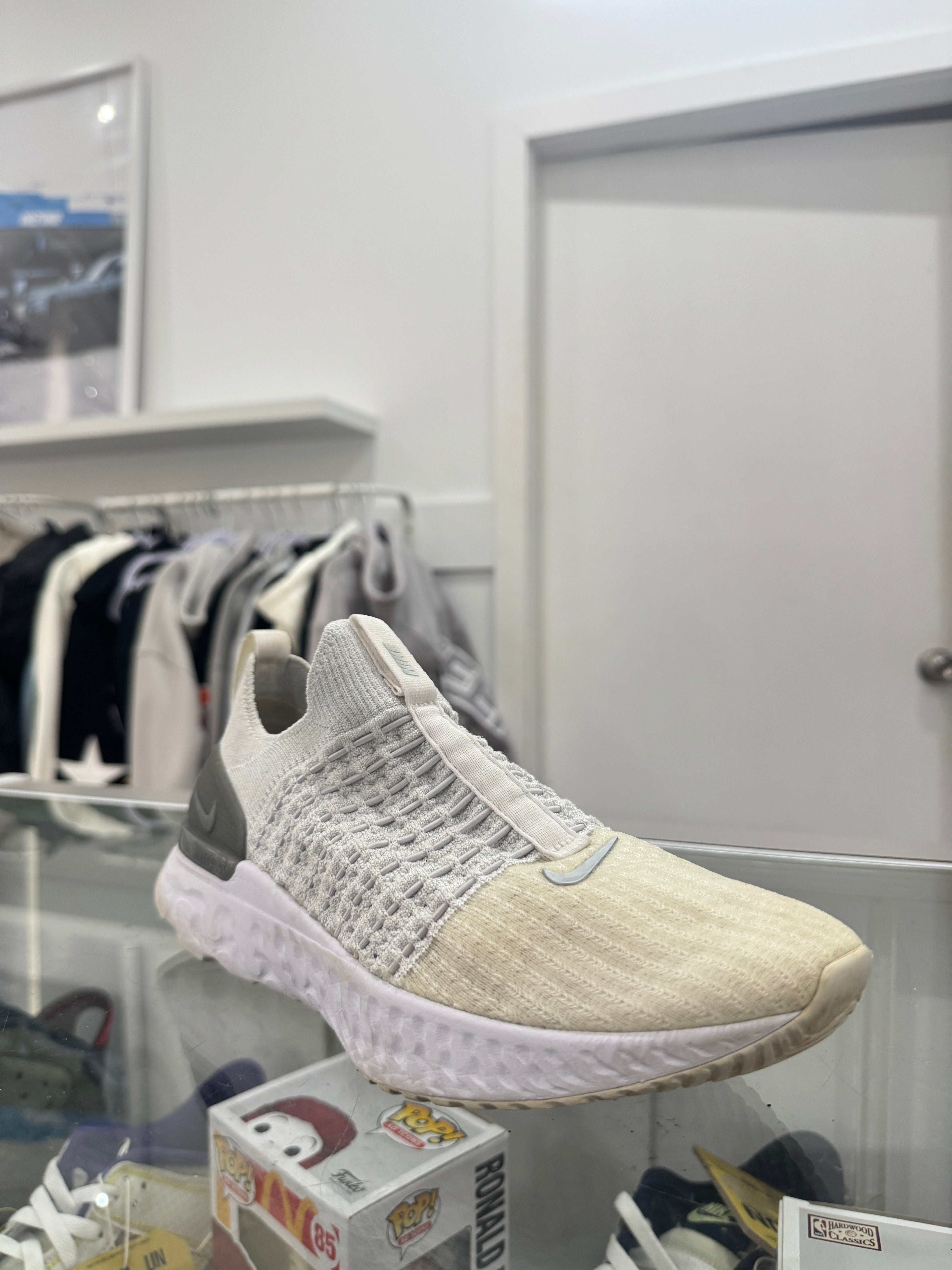 Used React Phantom Run Flyknit 2 White Pure Platinum Women's