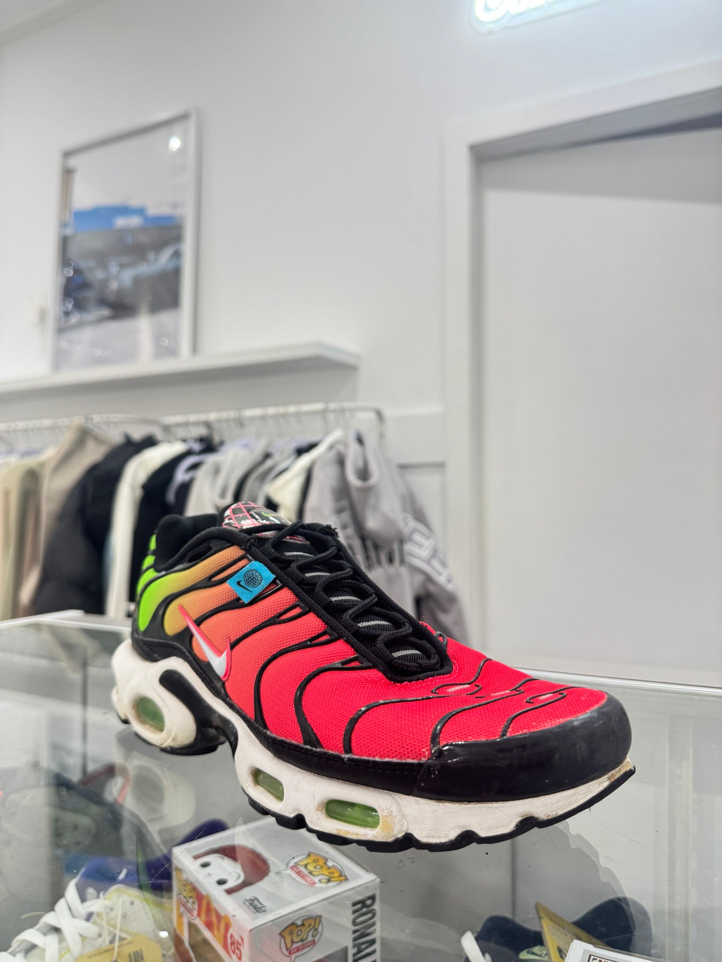 Used TN Worldwide Pack Crimson Green US Mens 9 - Womens 10.5