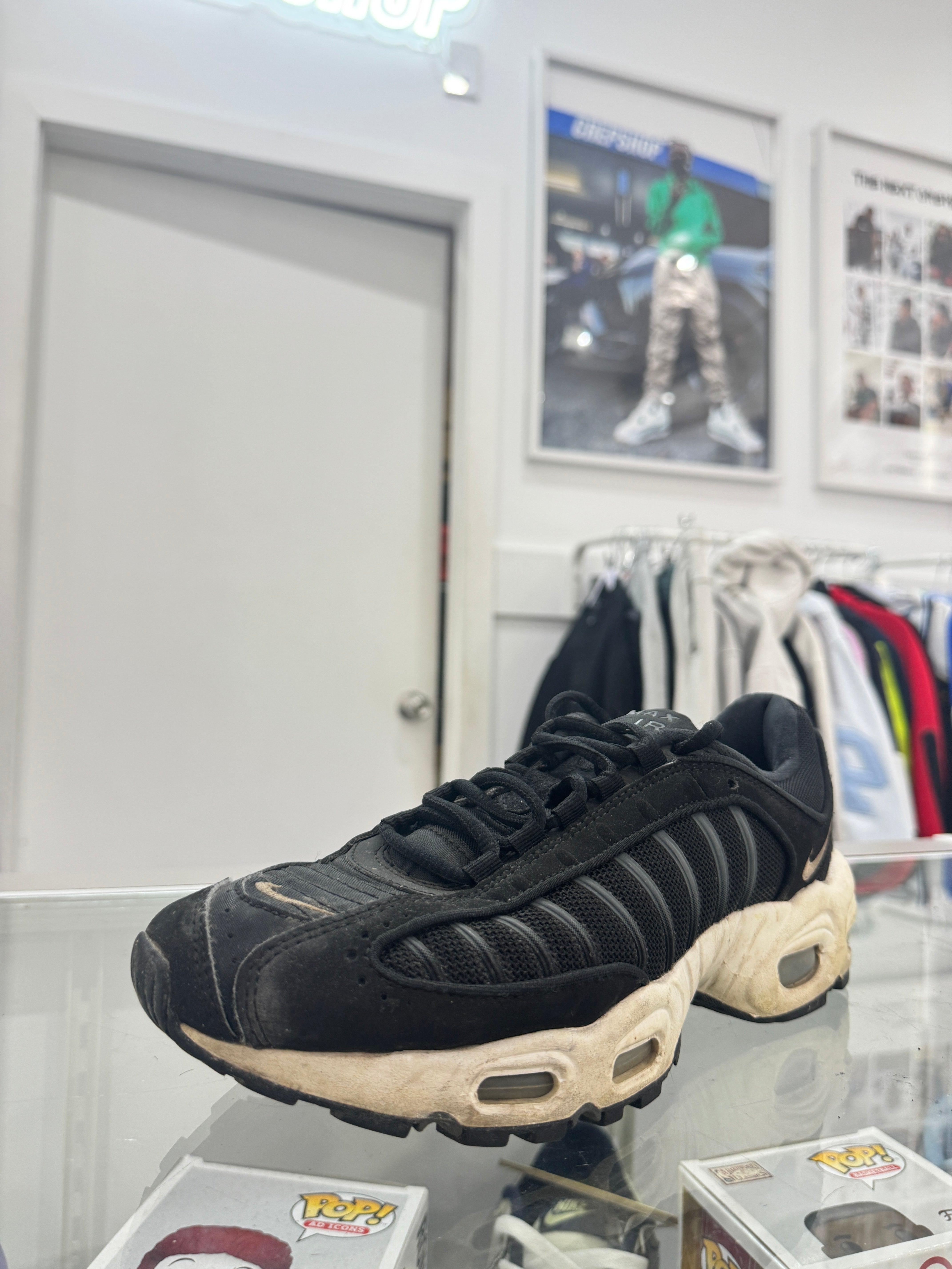 Used Air Max Tailwind 4 Black Khaki