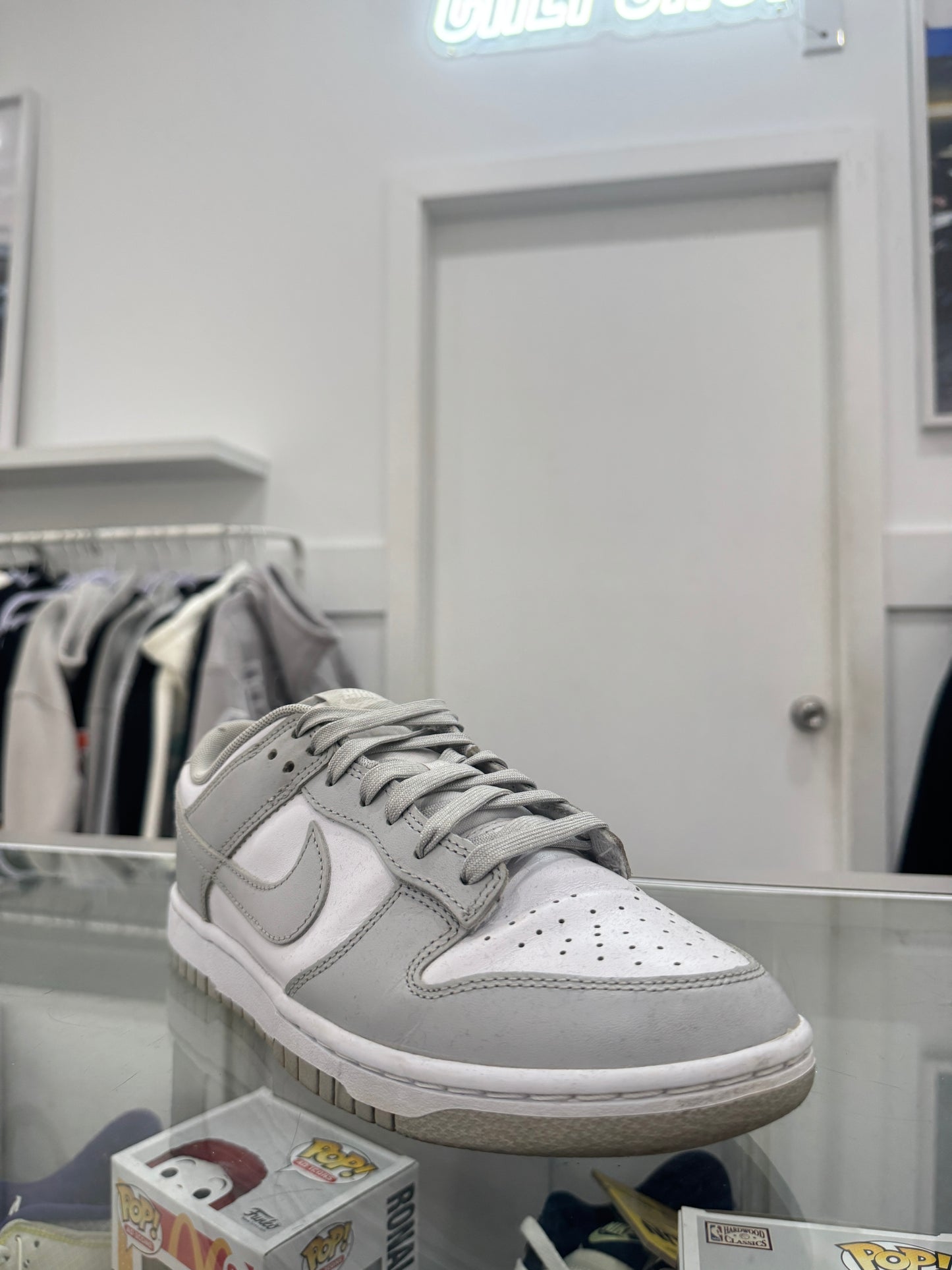 Used Dunk Low Grey Fog US Men's 7 - Women's 8.5