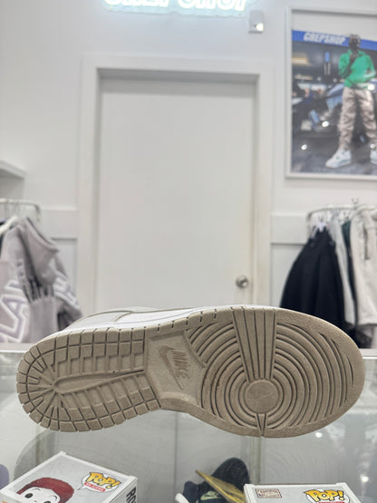 Used Dunk Low Grey Fog US Men's 7 - Women's 8.5