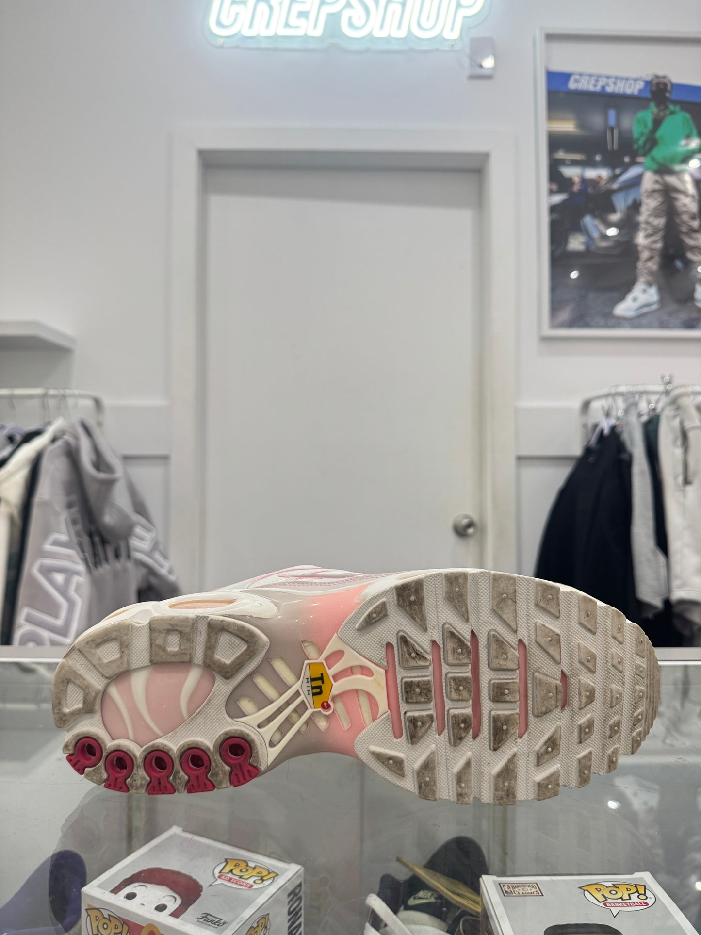 Used TN White Pink US Women's 12 - Men's 10.5