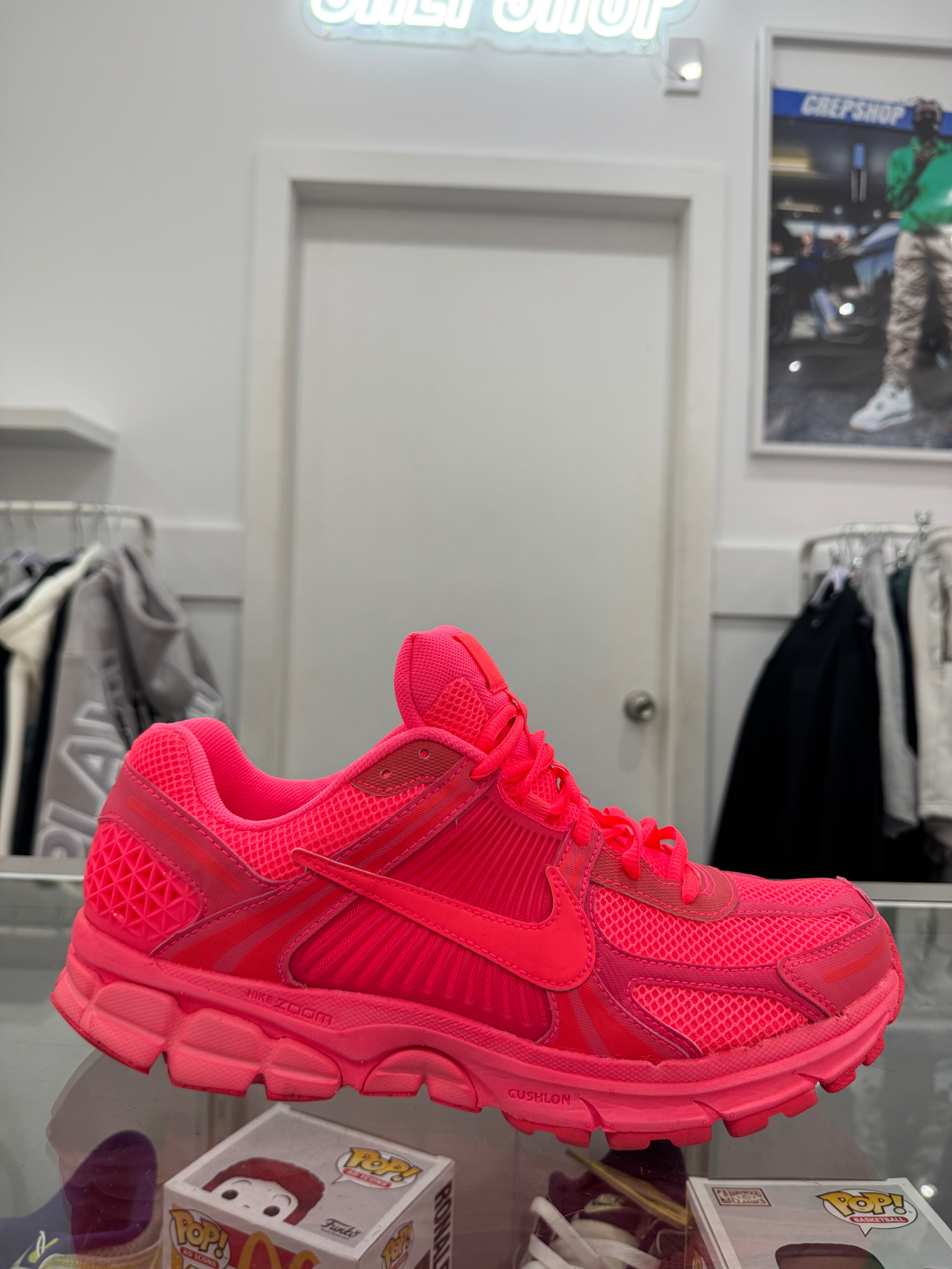 Used Vomero 5 Hyper pink