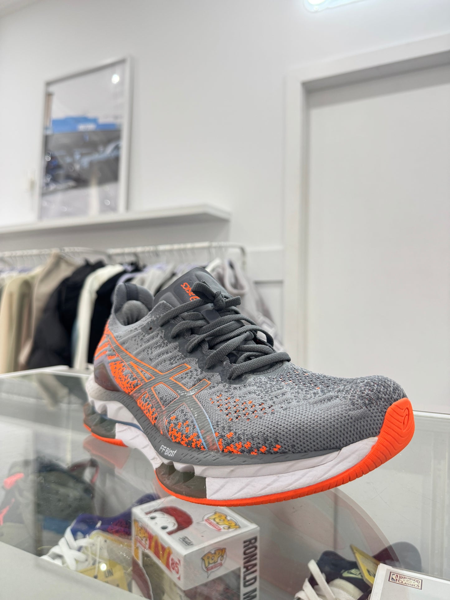 Used GEL-Kinsei Blast Grey Orange US Men's 10 - Women's 11.5