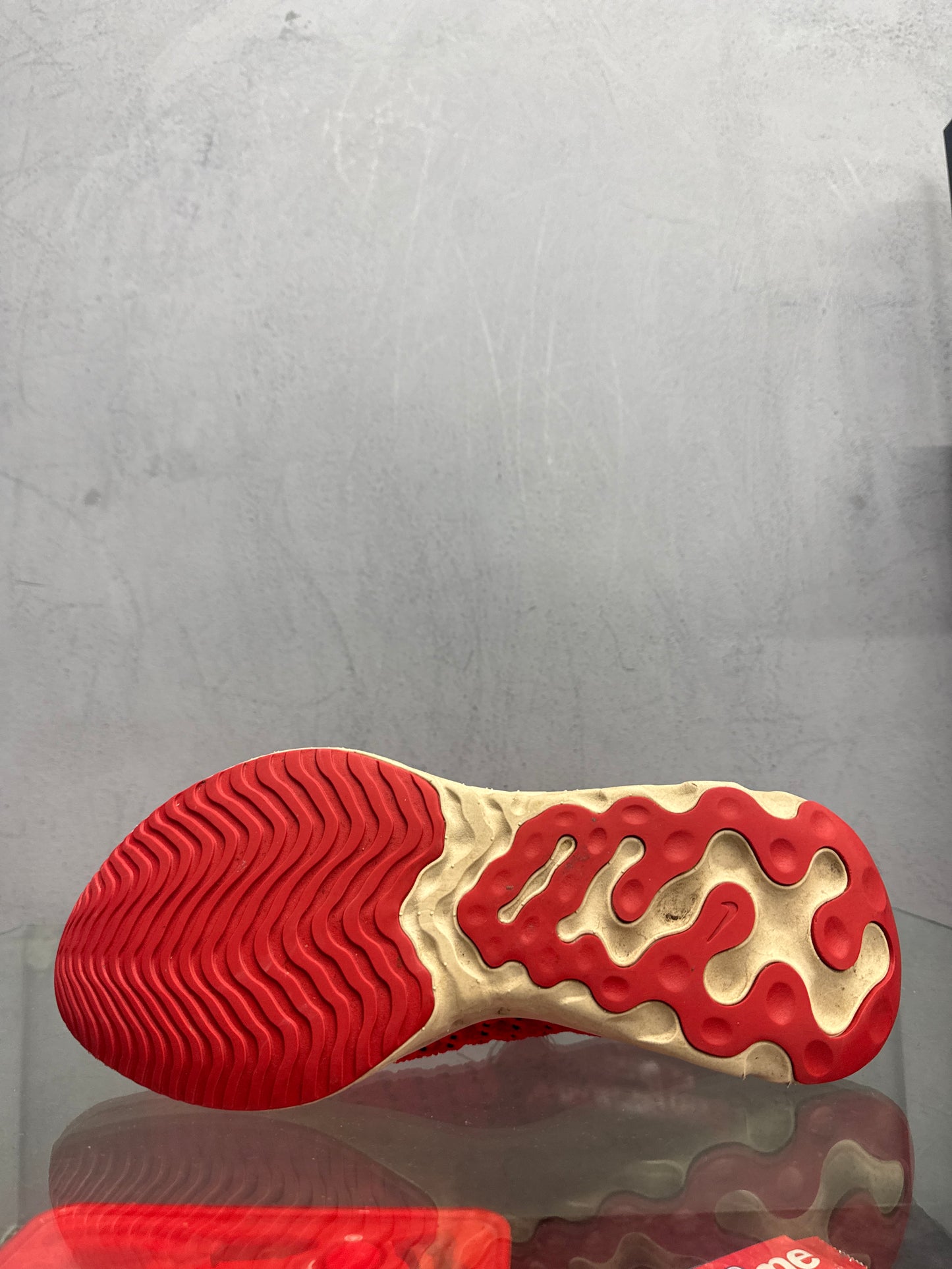 Used Phantom React 2 Red Siren US Men's 11 - Women's 12.5