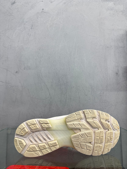 Used ASICS GEL-Kayano 27 White White