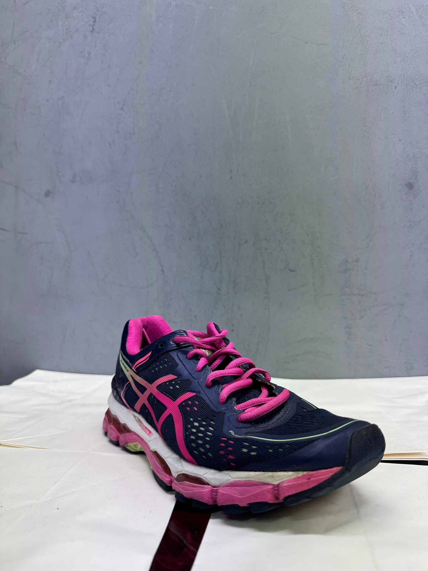 Used GEL-Kayano 22 Blue Pink Multicolour 10