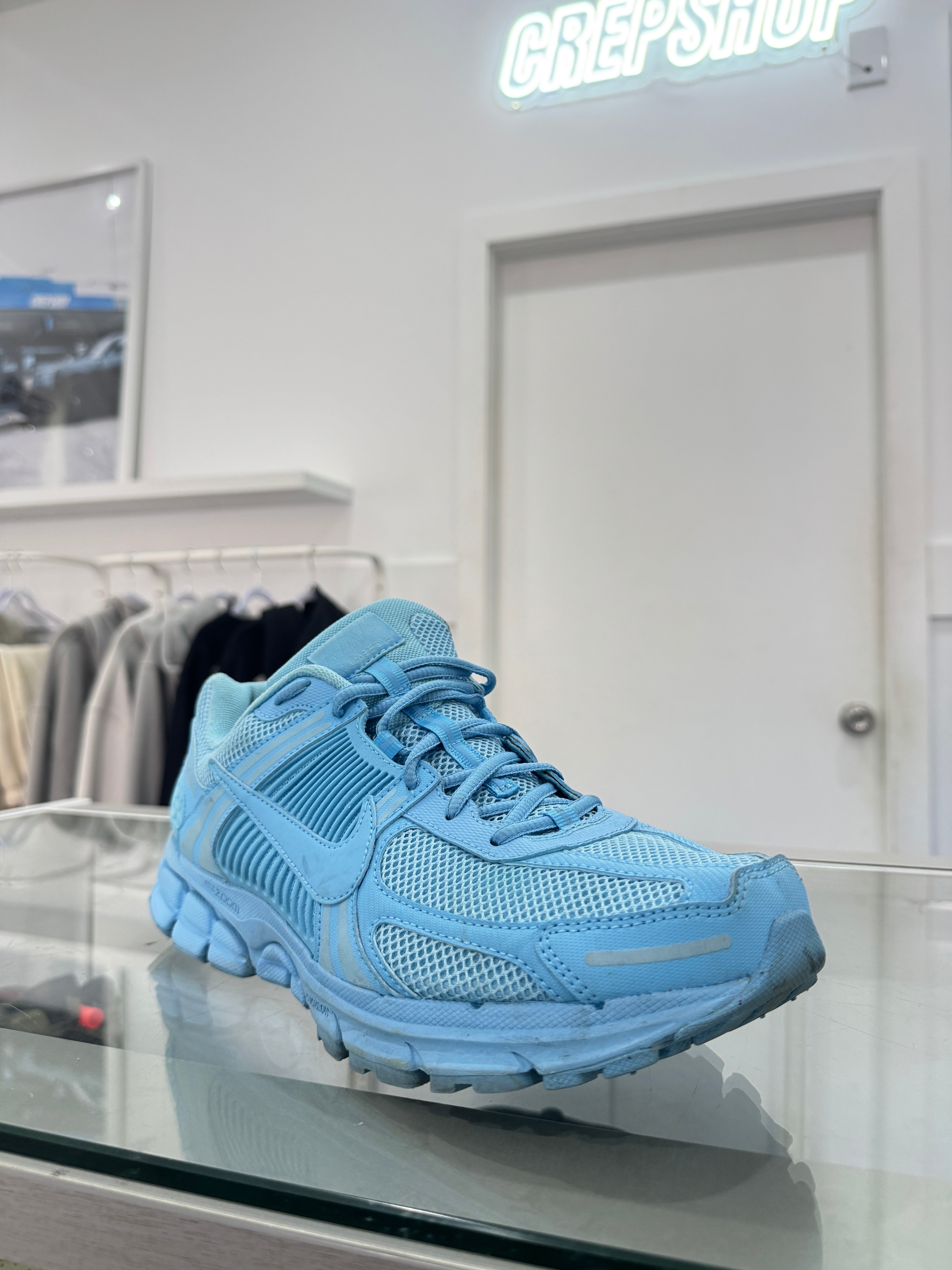 Used Nike Vomero Lakeside Blue