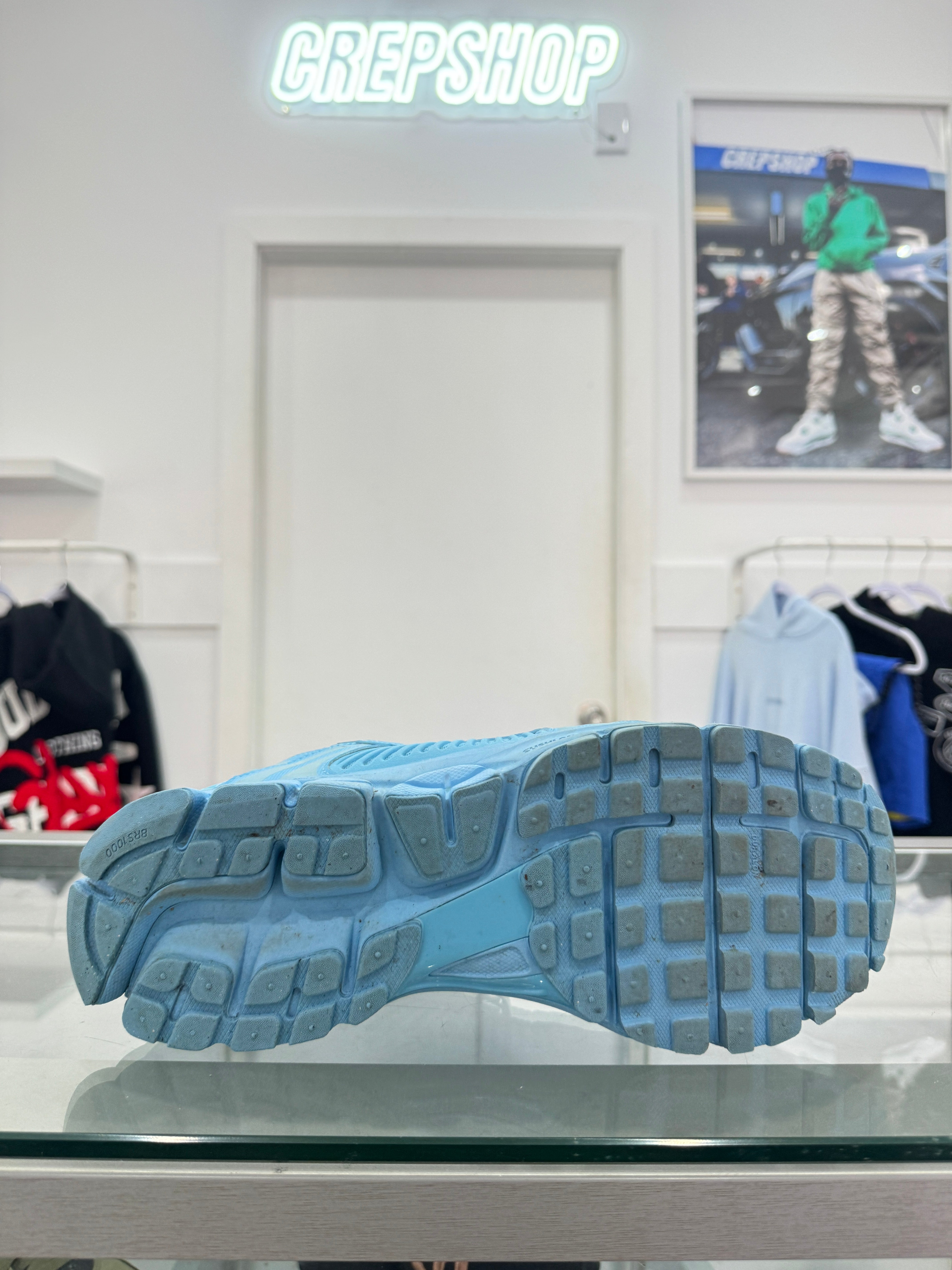 Used Nike Vomero Lakeside Blue