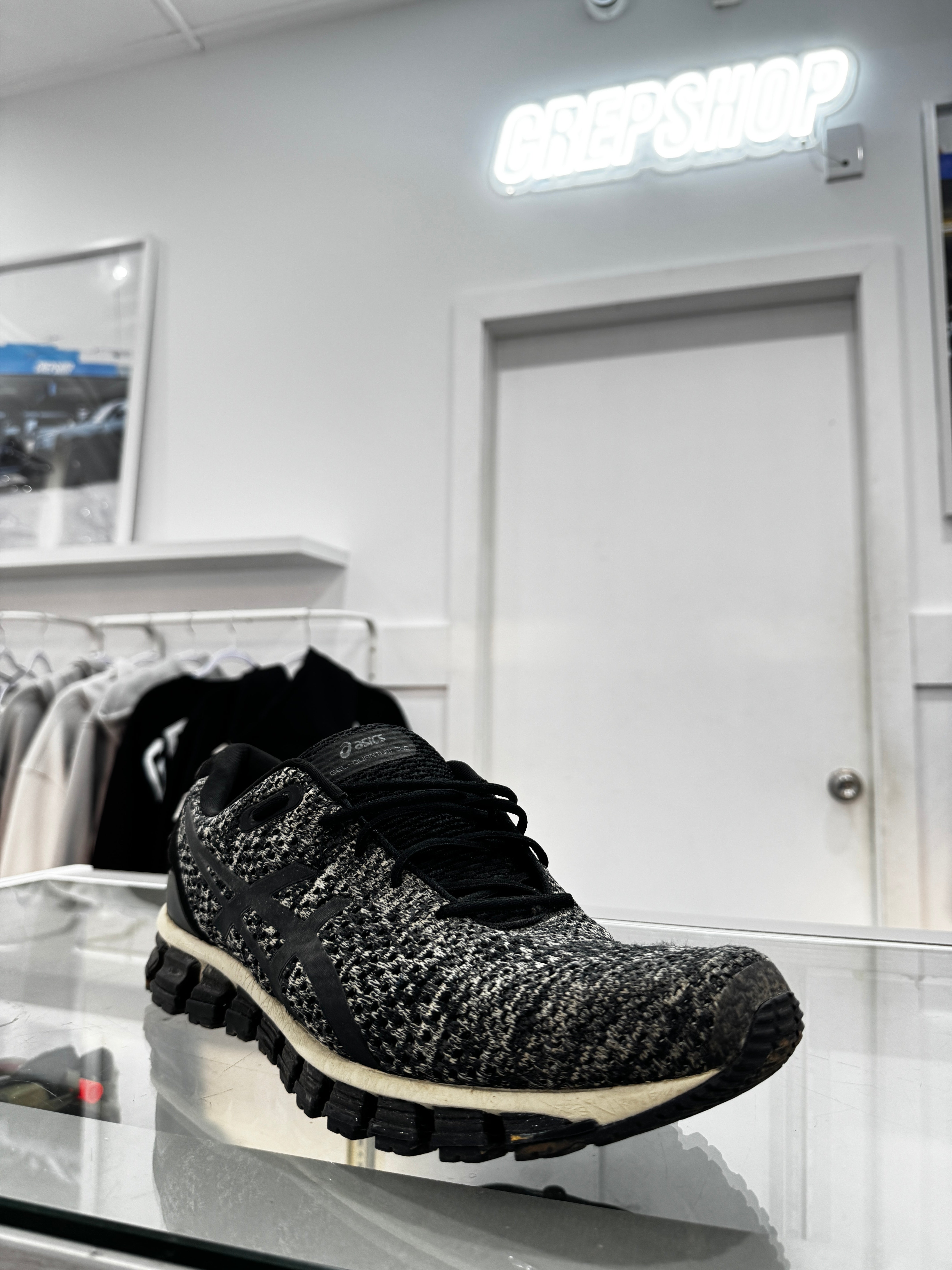 Used ASICS GEL-Quantum 360 Knit Oreo