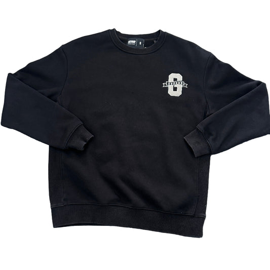 Used Us vs Crewneck Black S