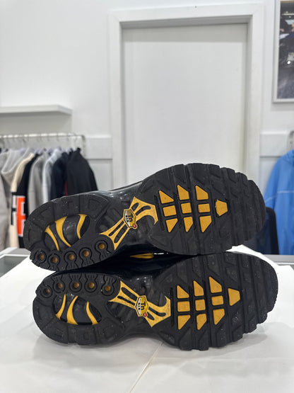 Used TN Multi-Swoosh Black US Men's 11 - Women's 12.5