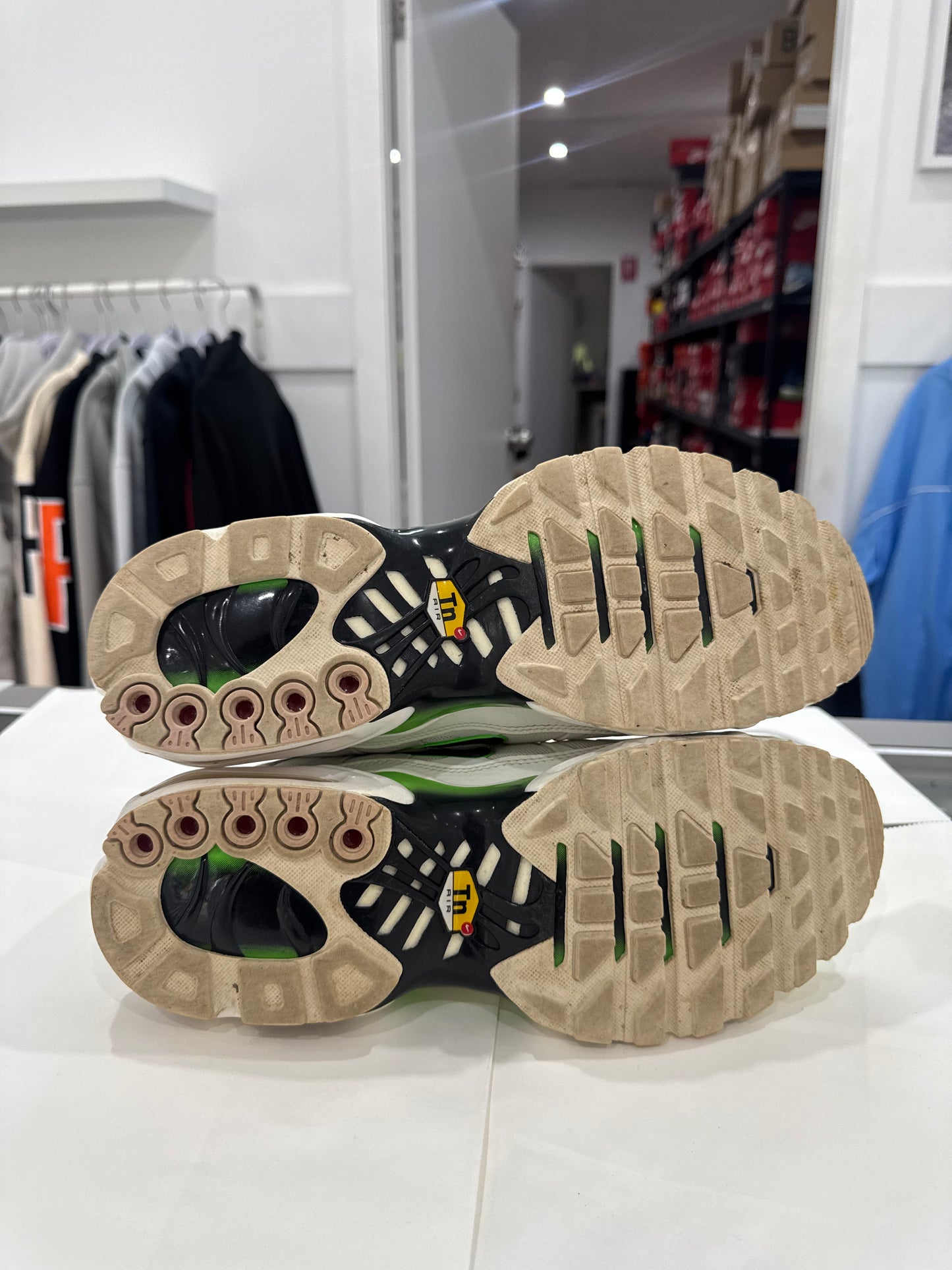 Used TN White Green Strike US Women's 12 - Men's 10.5