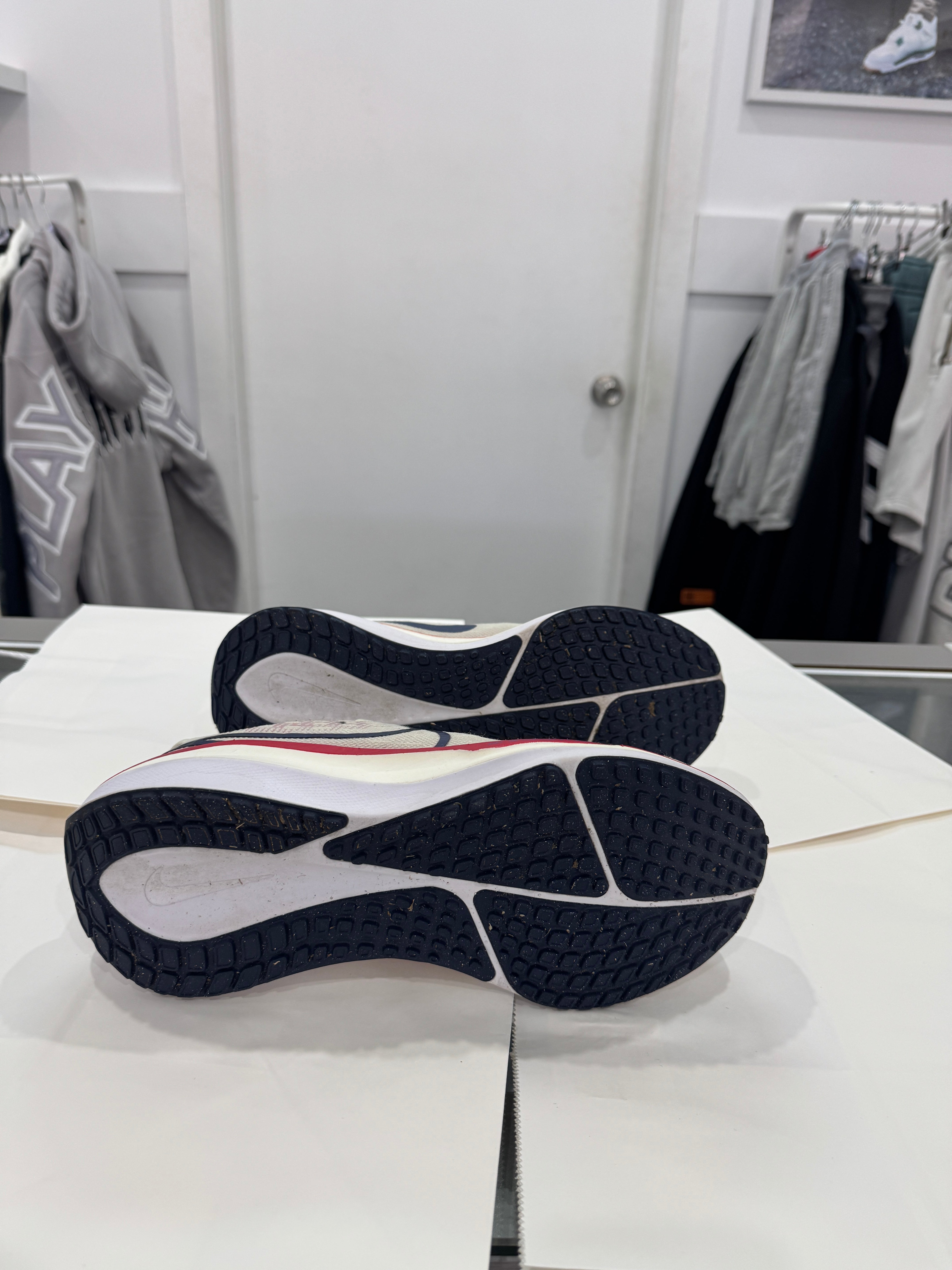 Used Vomero 17 Sea Glass Midnight Navy