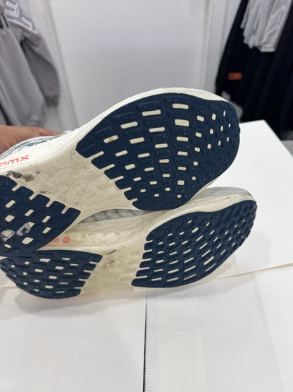 Used Pegasus Turbo Next Nature Platinum Bright Spruce US Men's 8 - Women's 9.5