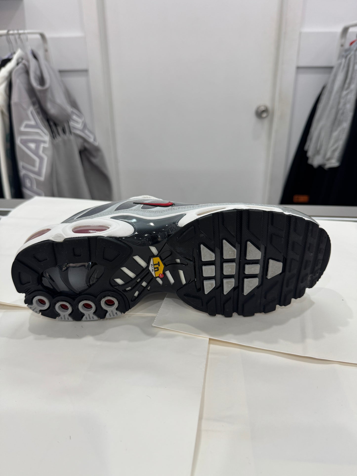 Used TN Metallic Silver University Red Women's Women's 10