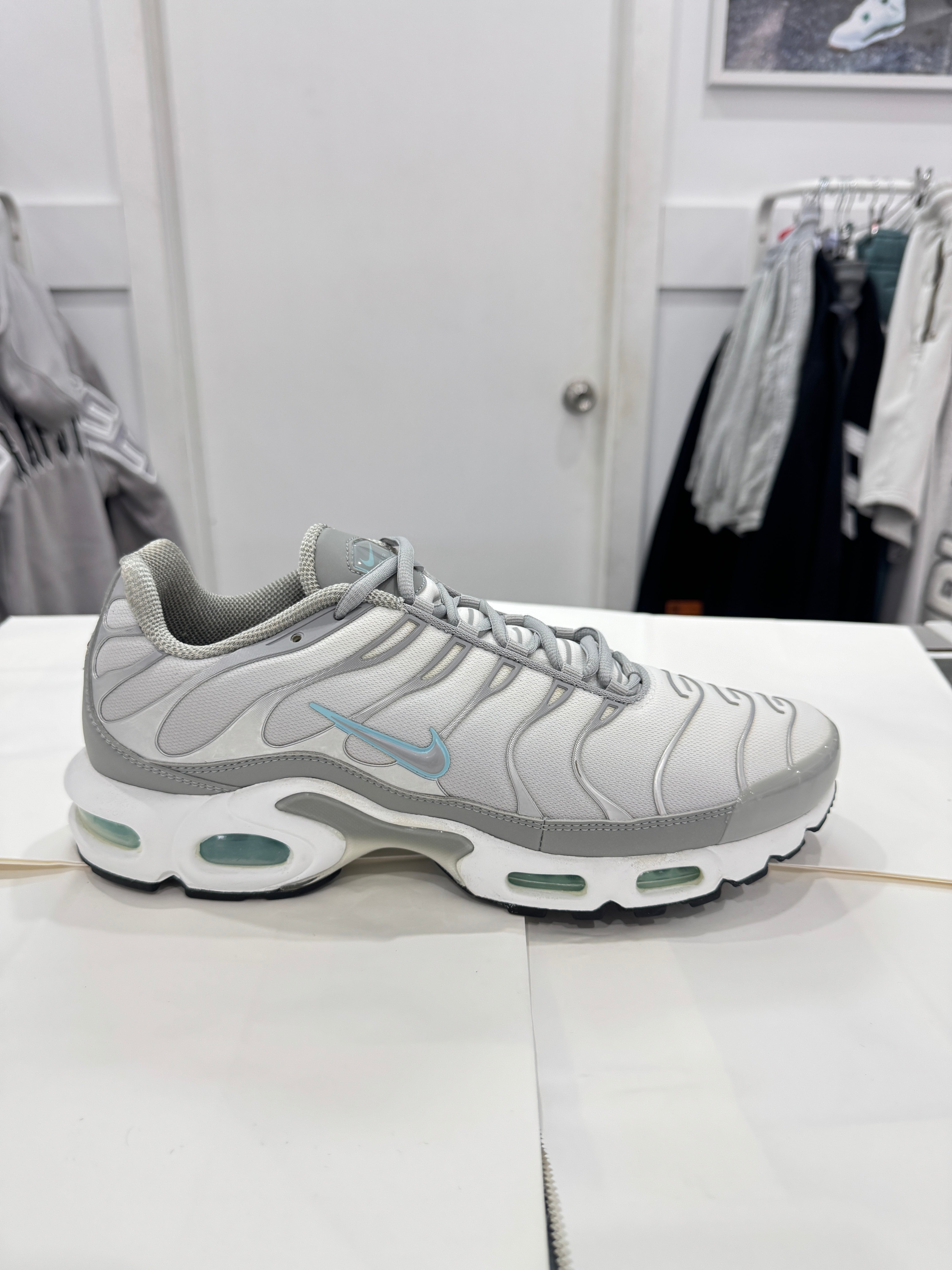 Used Nike Air Max Plus TN 'Light Smoke Grey Glacier Ice'