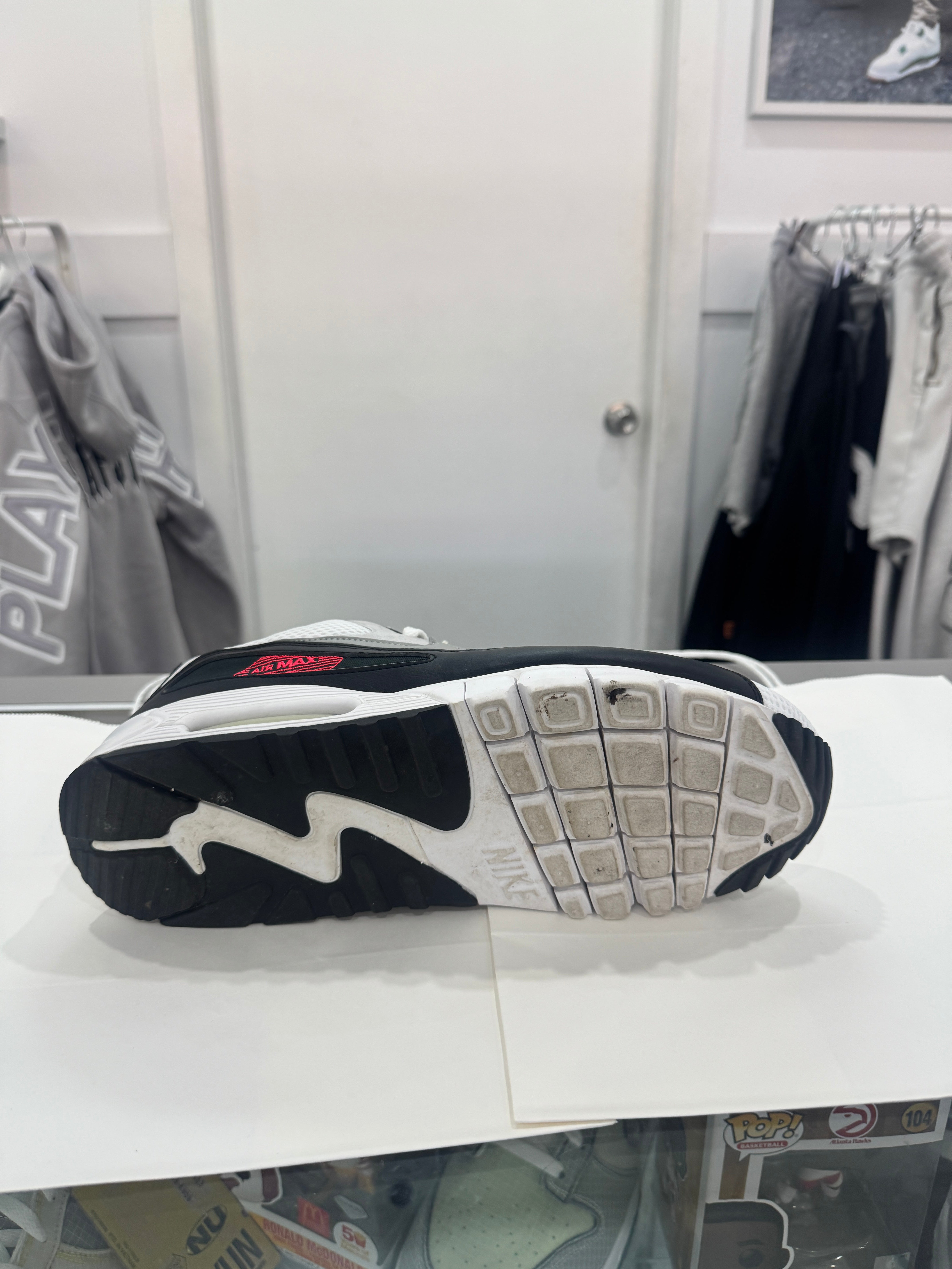 Used Air Max 90 Current