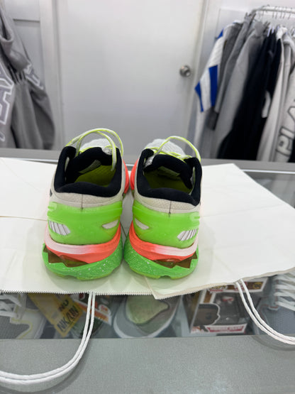 Used ASICS Gel-Kayano 27 'White/Orange/Green'