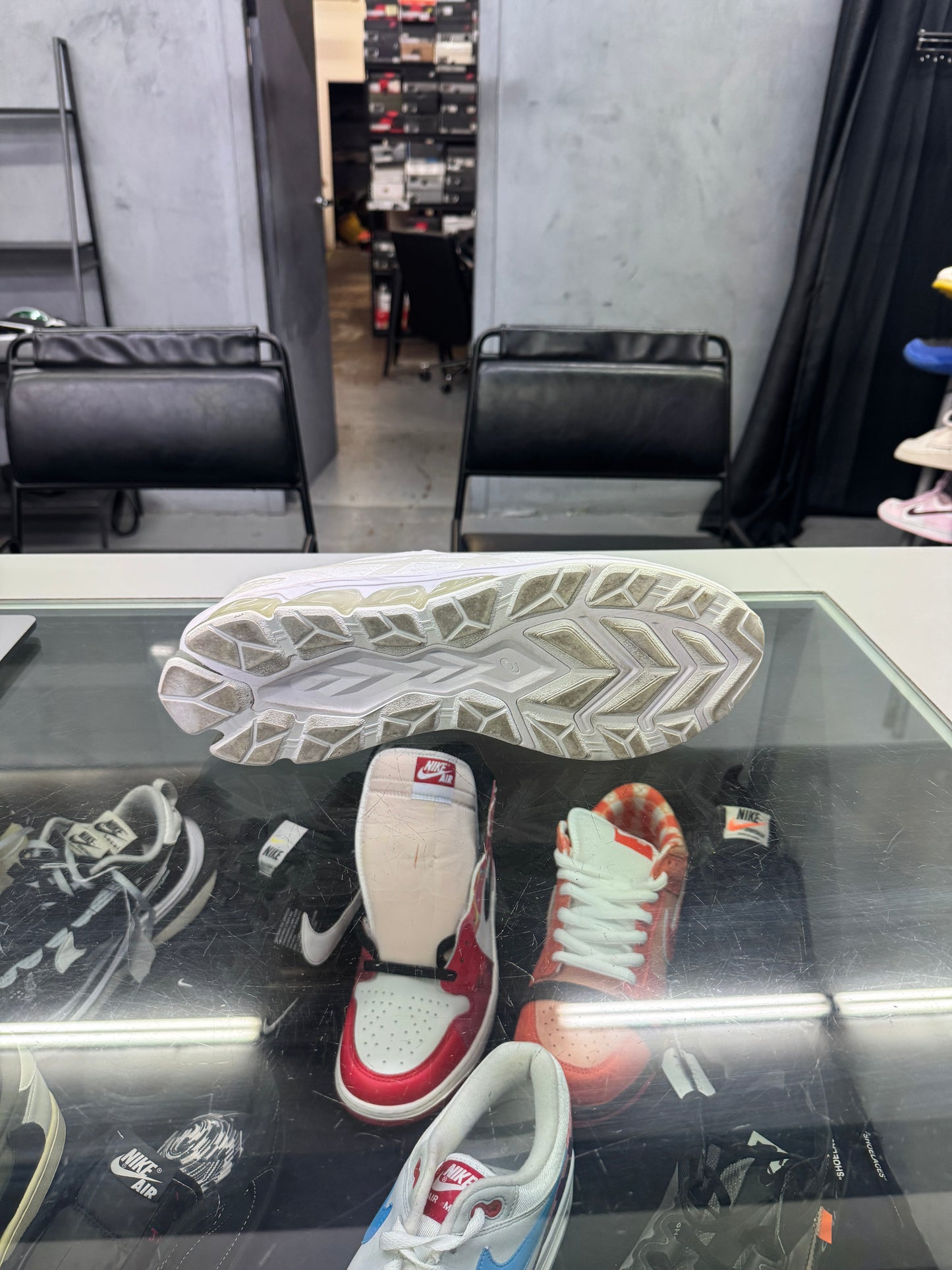 Used ASICS GEL-Quantum 180 VII White White