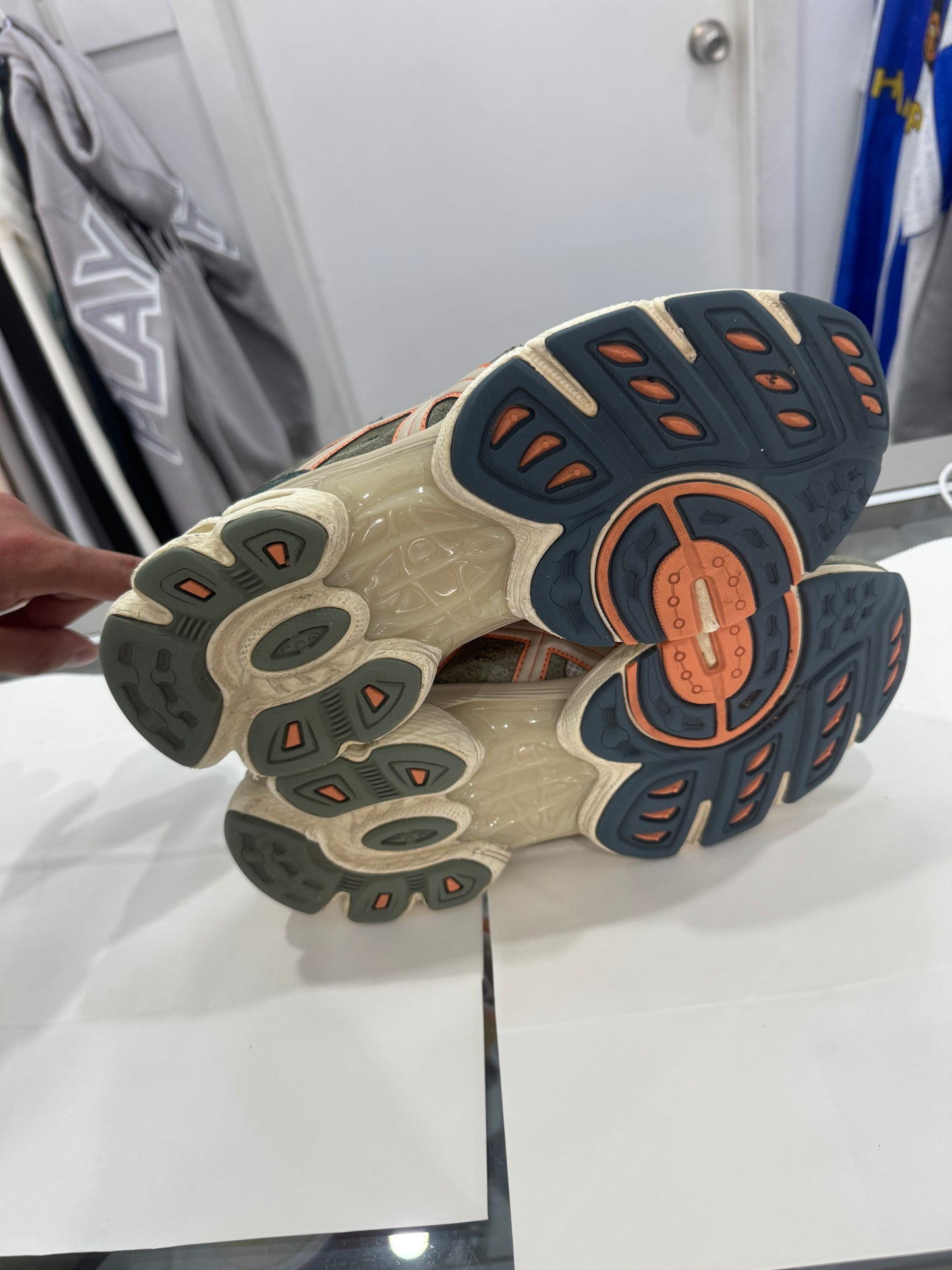 Used ASICS Gel Nimbus 9 'Cream/Green/Orange'