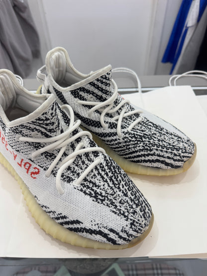 Used Adidas Yeezy 350 'Zebra'