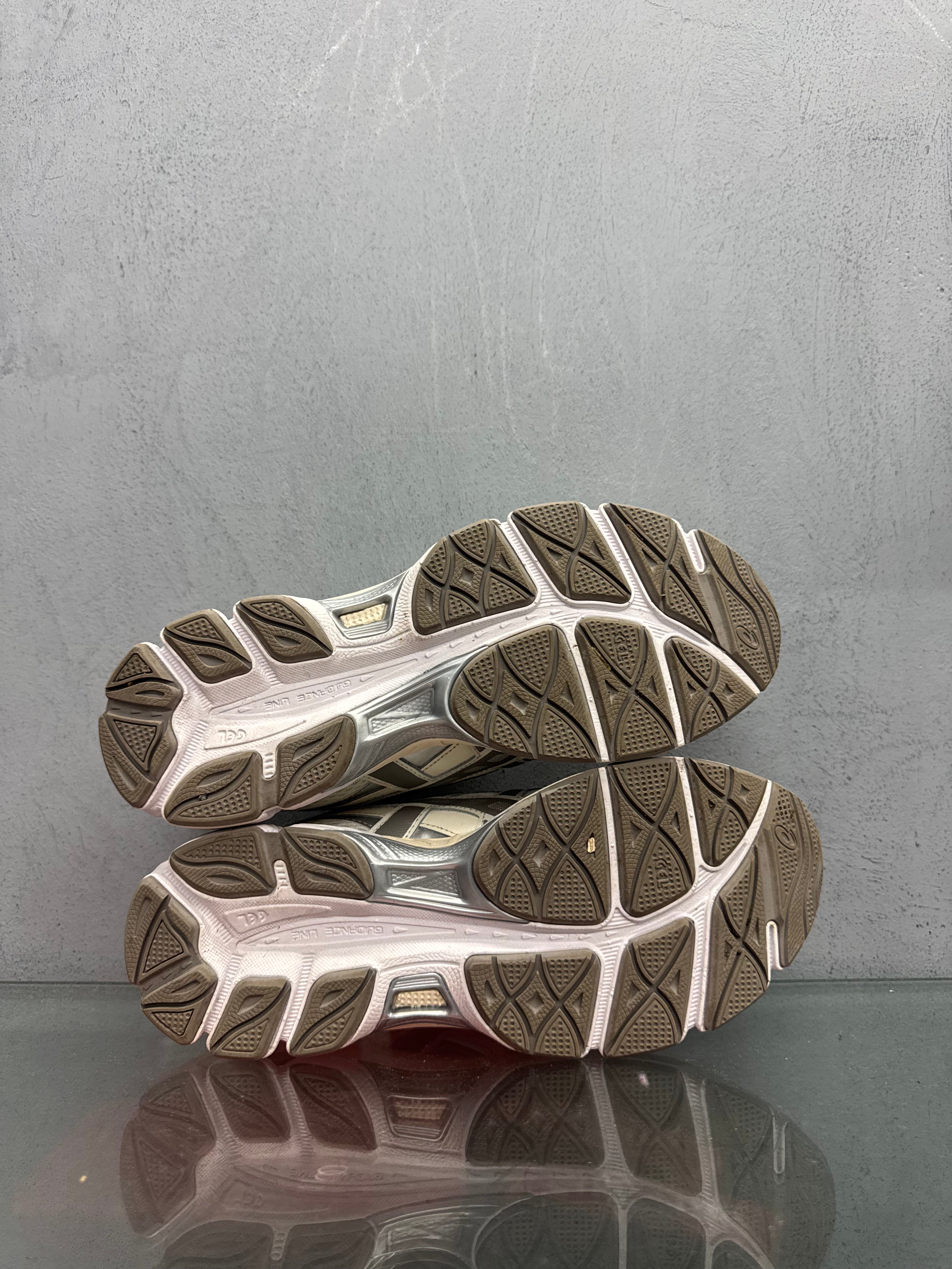 Used Asics Gel Nyc Steeple Grey