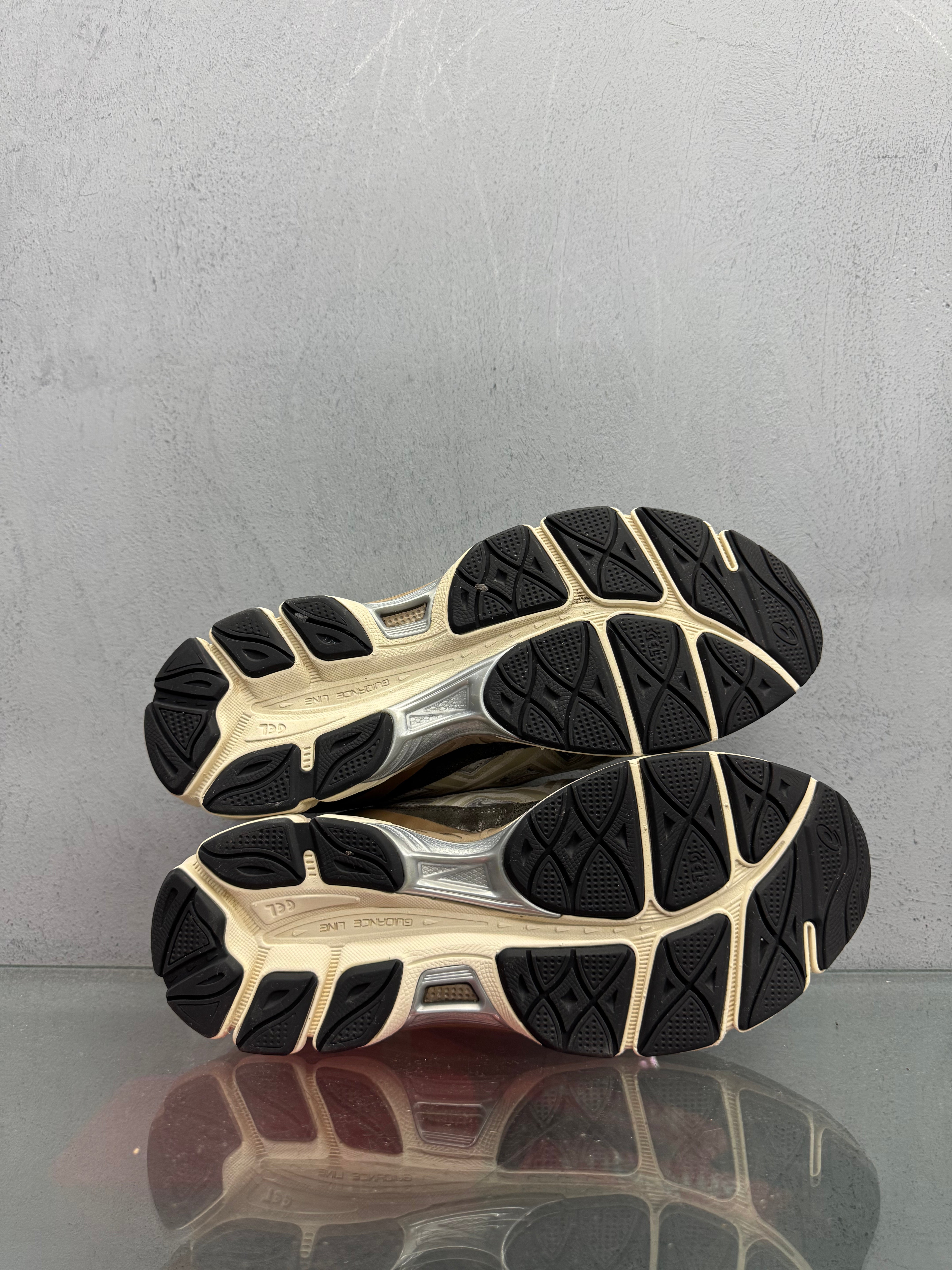 Used Asics Gel NYC Cream/Brown