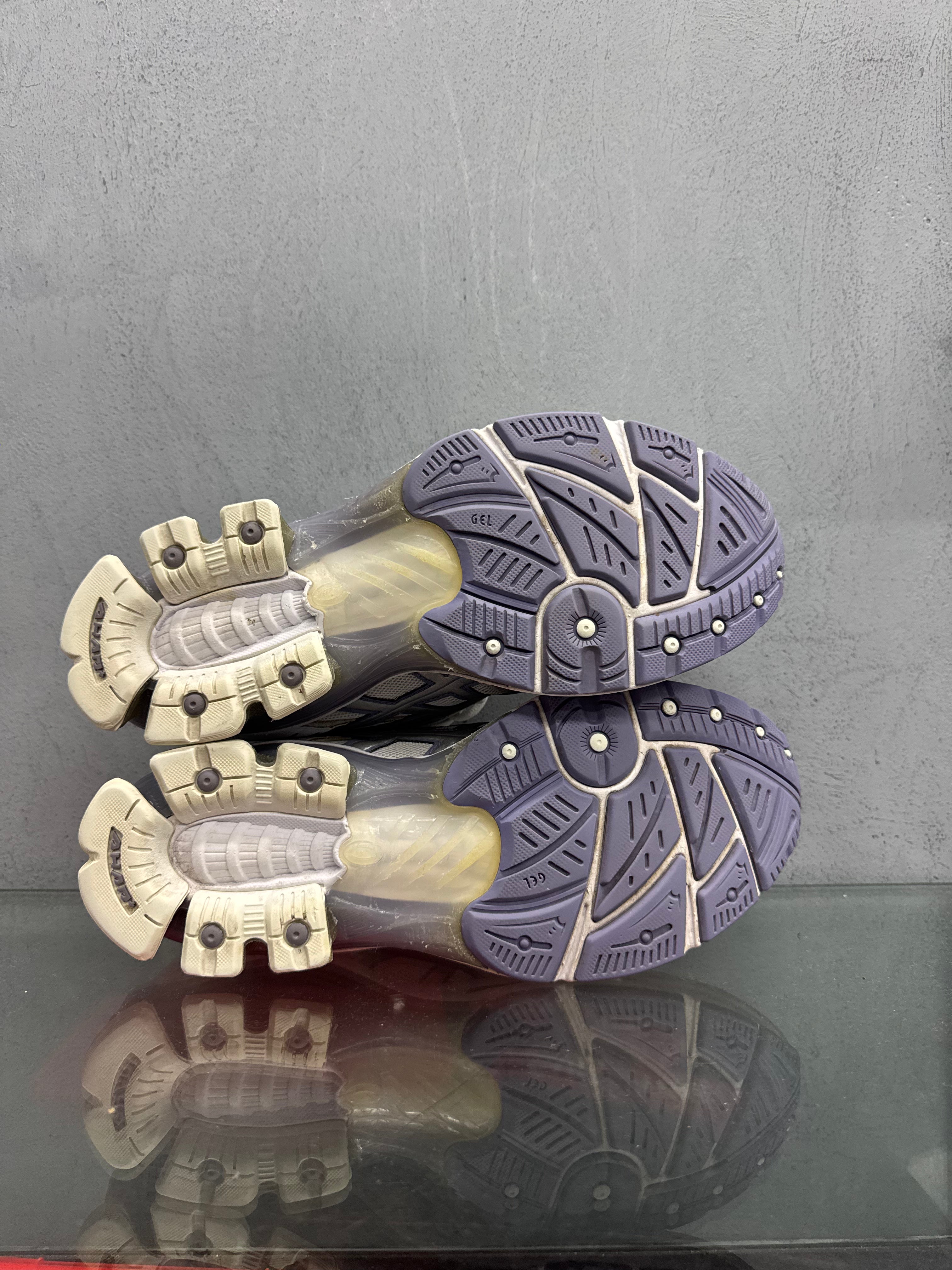 Used GEL-Kinsei OG Womens White Ash Rock