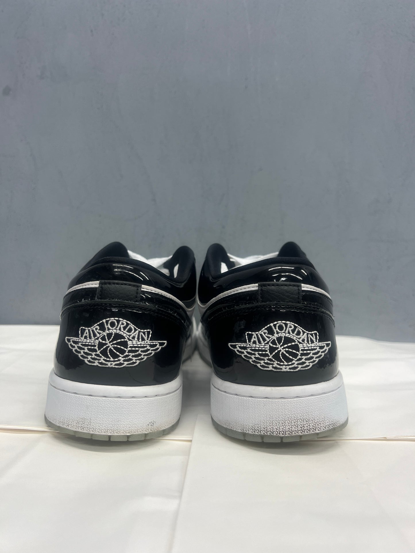 Used Jordan 1 Low Concord Multiple Sizes