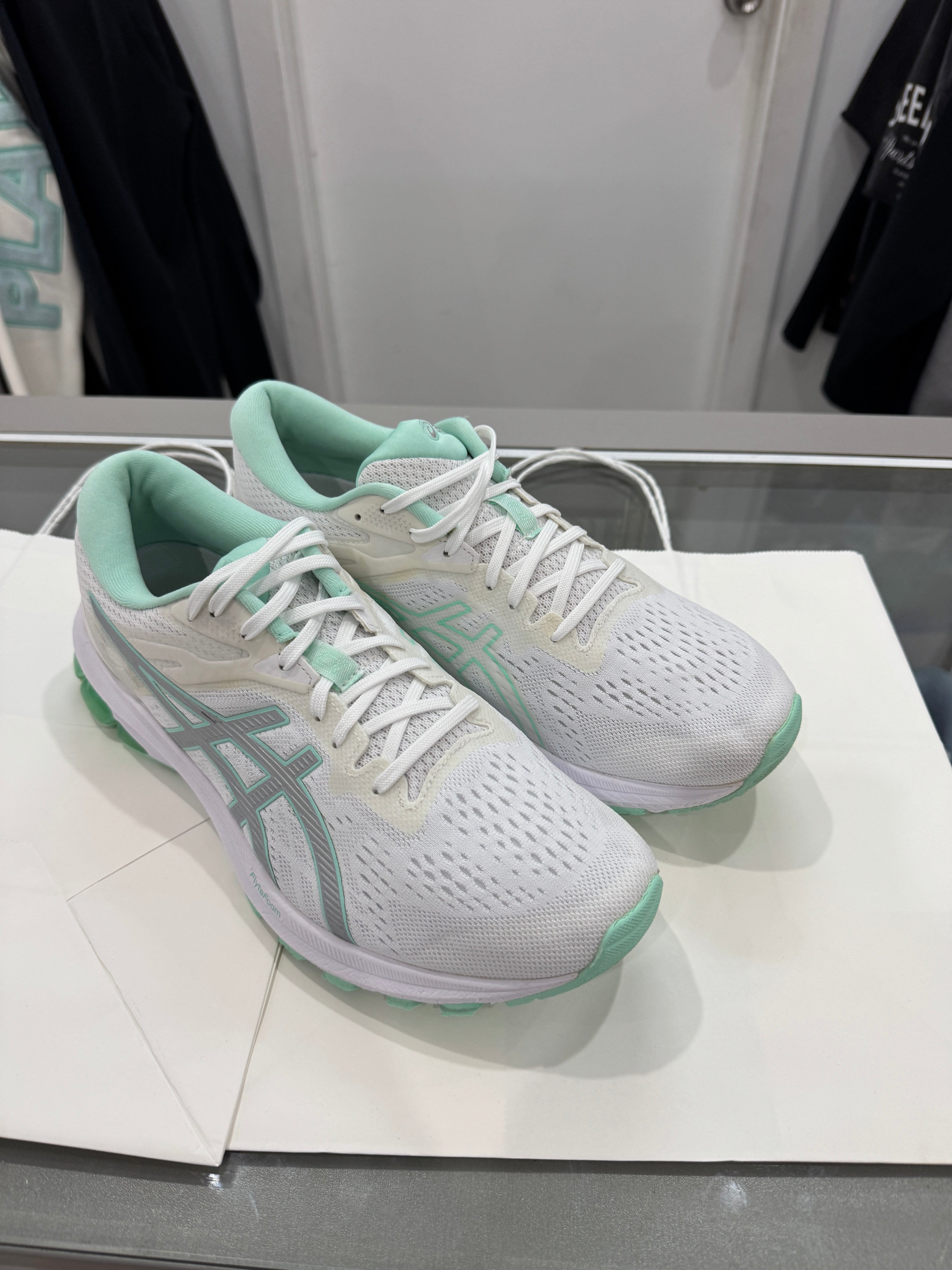 Used Asics Wmns GT 1000 10 'White/Aqua Angel' Women's 11