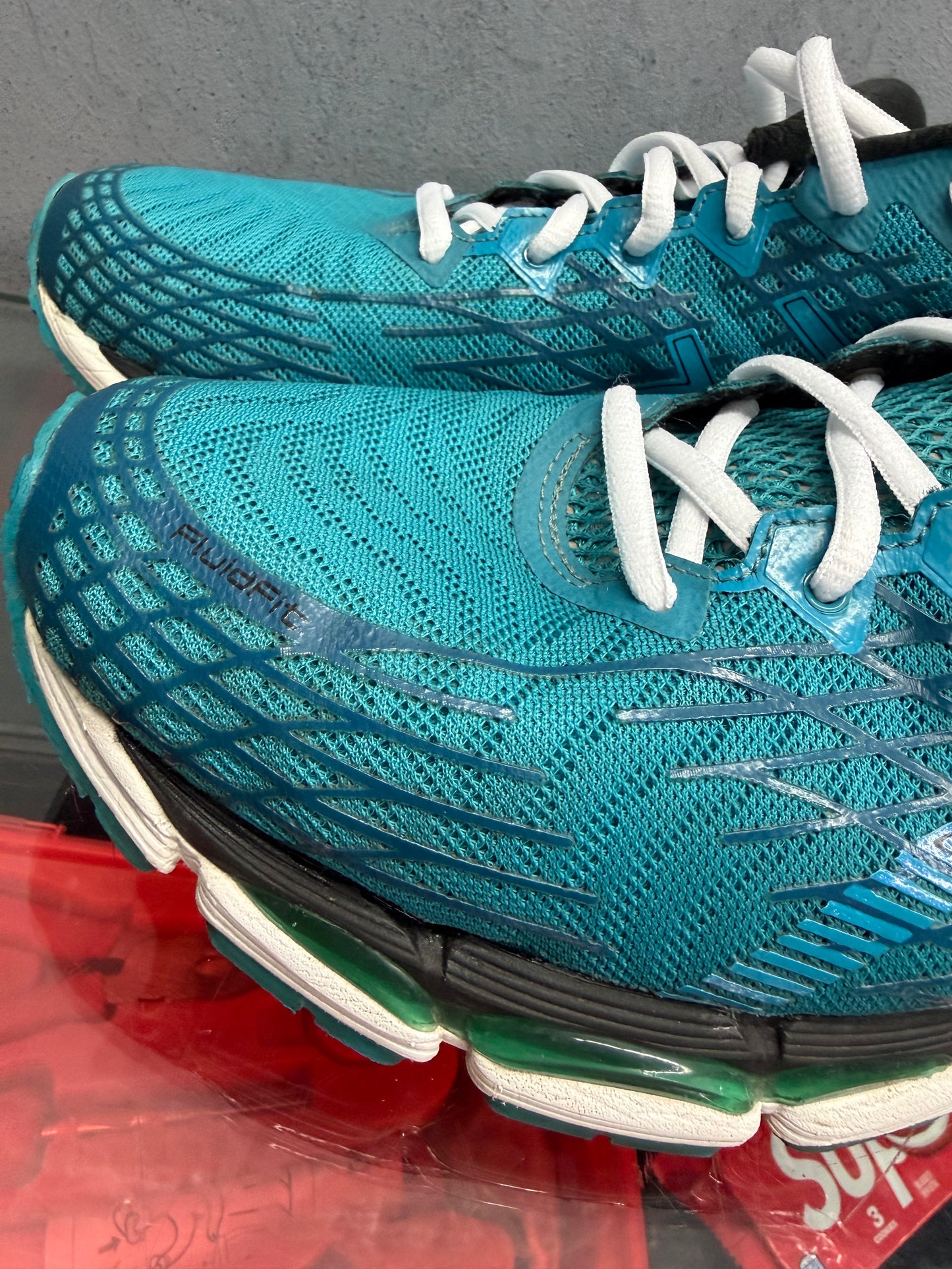 Used ASICS GEL-Nimbus 17 Blue White