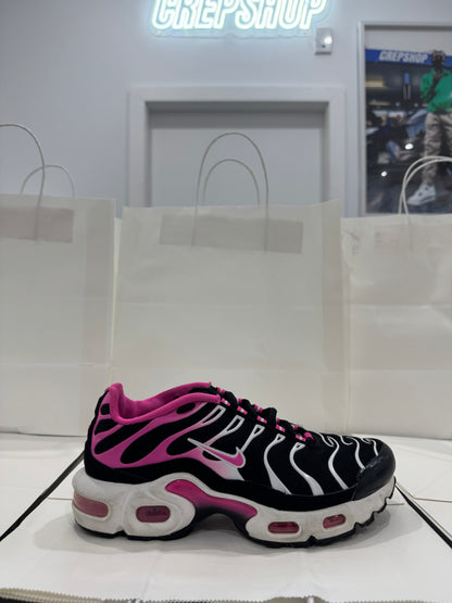 Used TN Black & Laser Fuchsia US 4Y - Women's 5.5