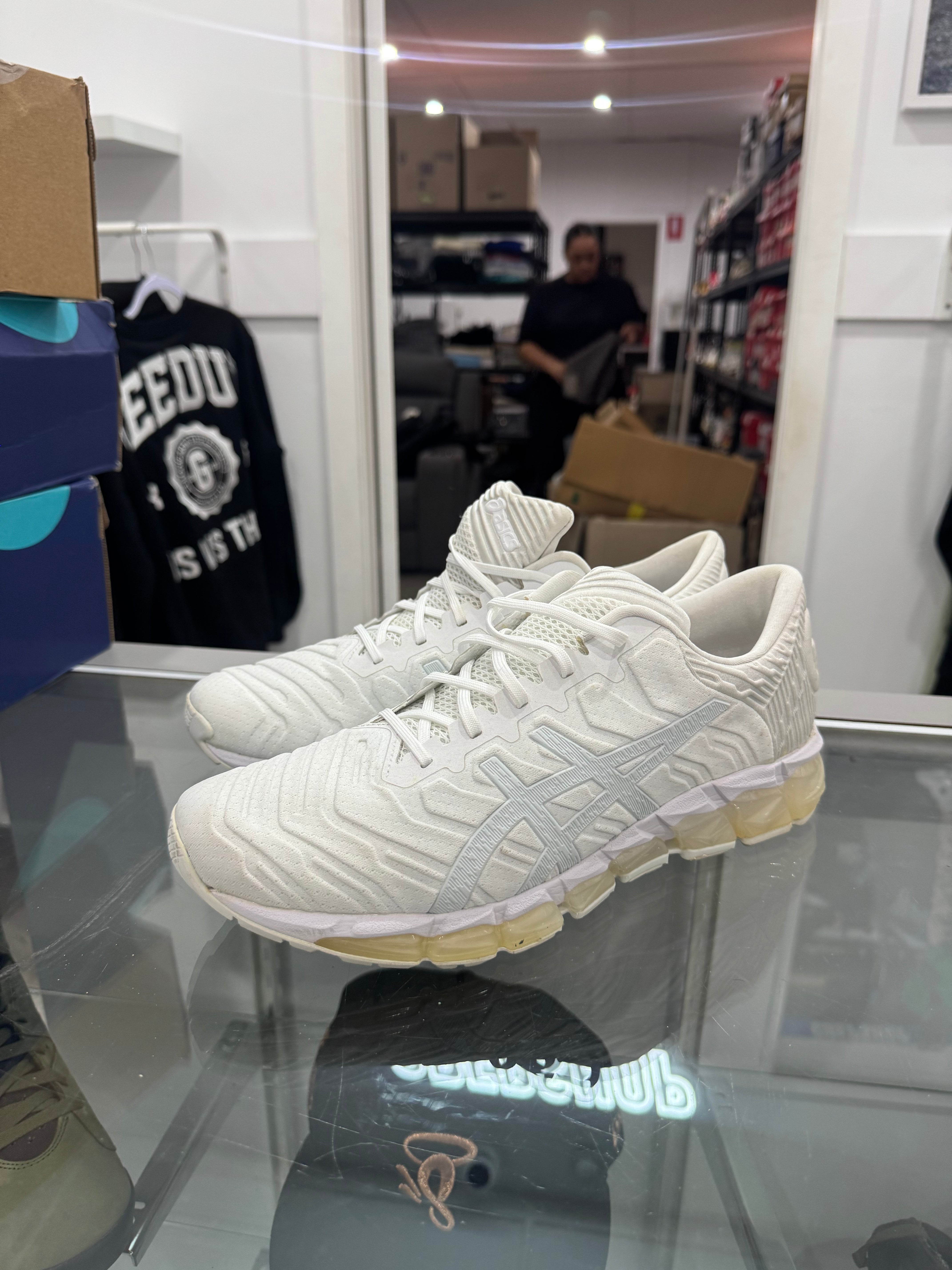 Used Gel-Quantum 360 5 Triple White