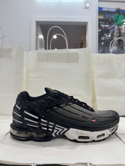 Used TN 3 Black White Chamois Multiple Sizes