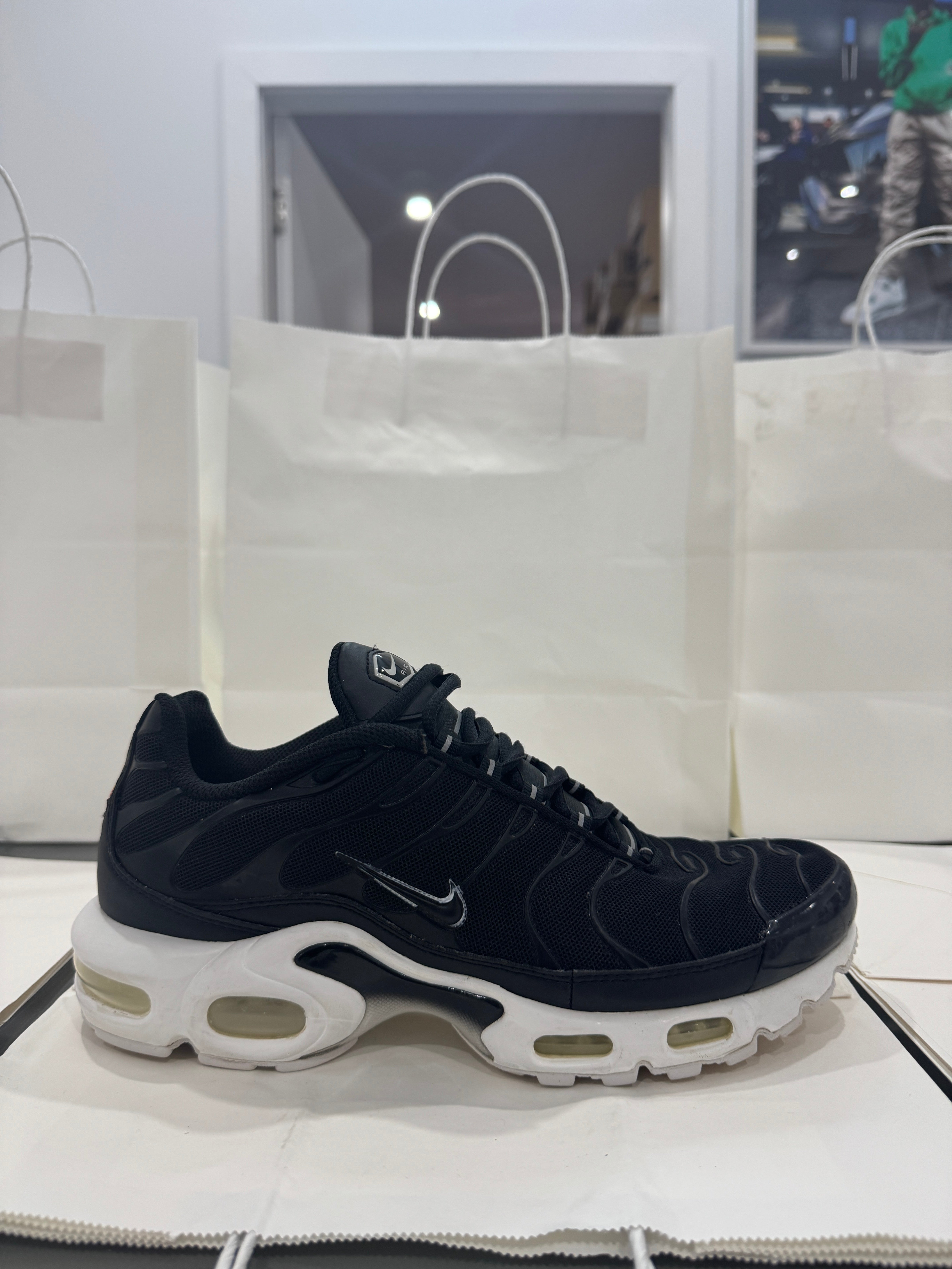 Used Nike Air Max Plus TN 'Oreos'