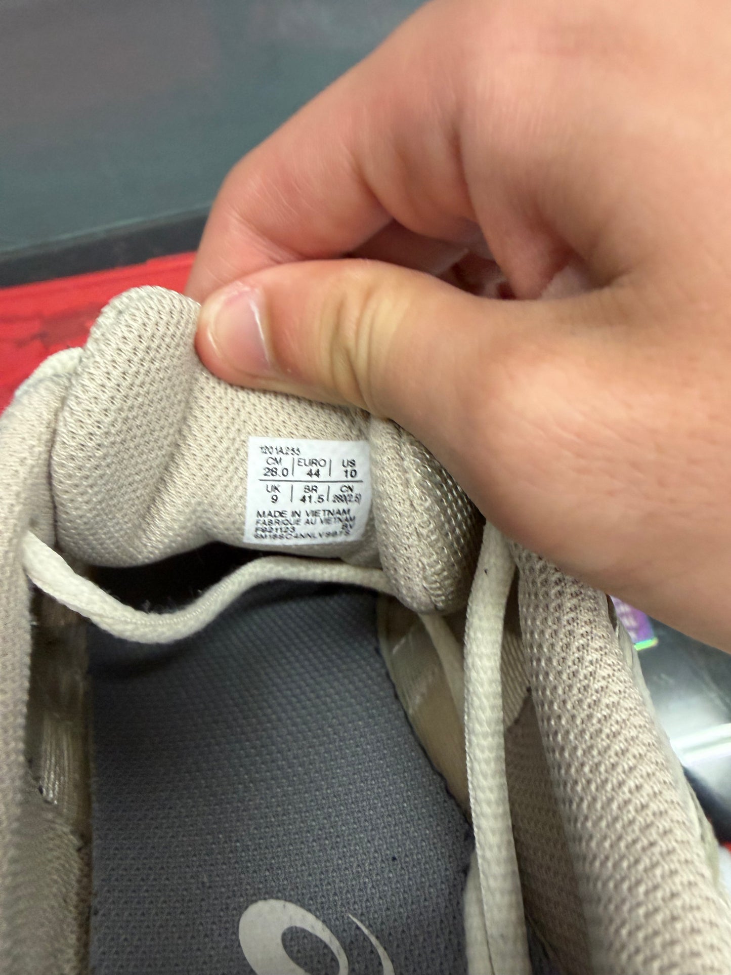 Used ASICS Gel-1130 Vanilla White Sage