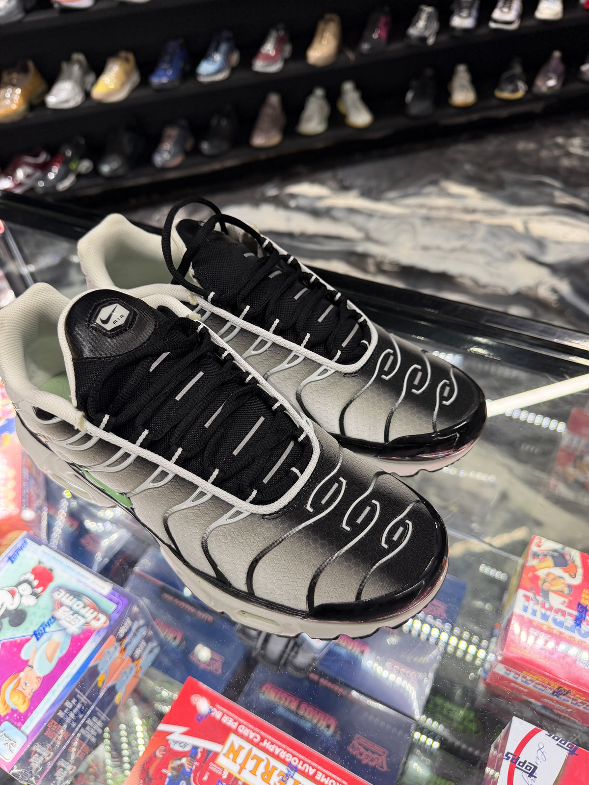 Used Nike Air Max Plus 'White Black Mint Green'