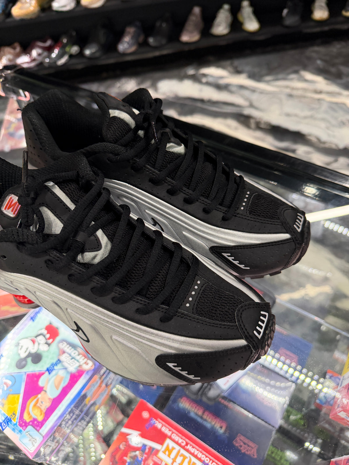 Used Nike Shox R4 'Black Metallic Silver'