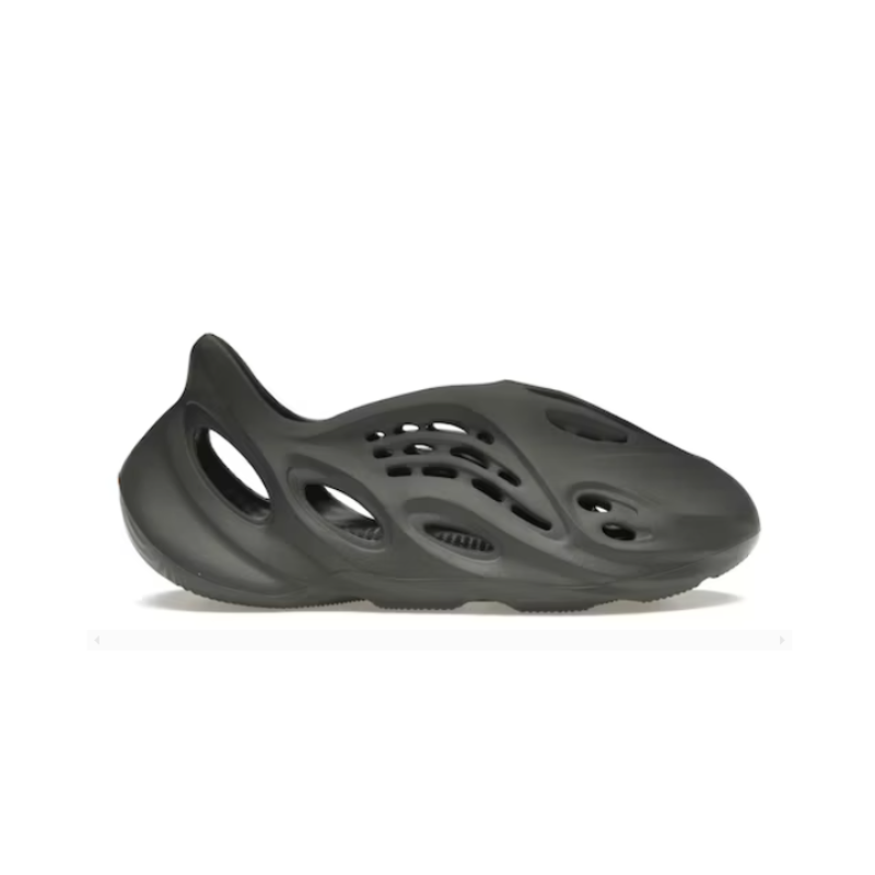 Yeezy Foam RNR Carbon