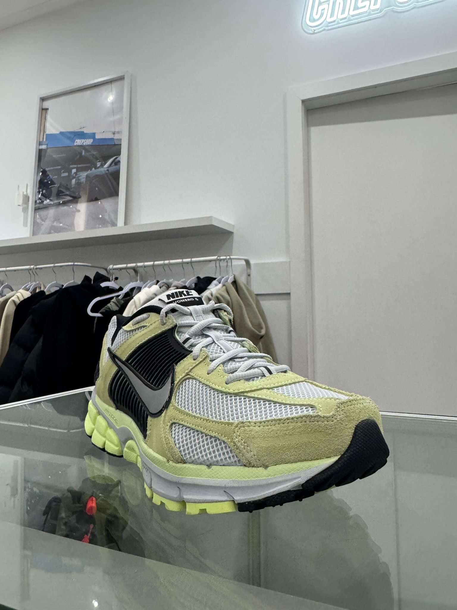 Used Nike Air Zoom Vomero 5 'Barely Volt'