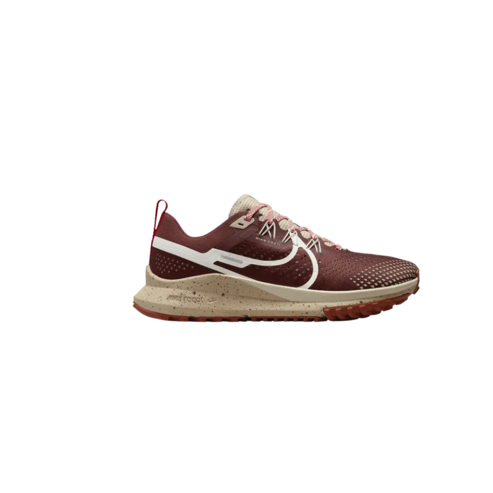 Wmns React Pegasus Trail 4 'Dark Pony Picante Red'