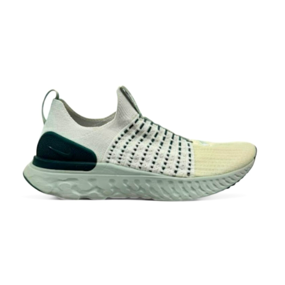 Used React Phantom Run Flyknit 2 White Green