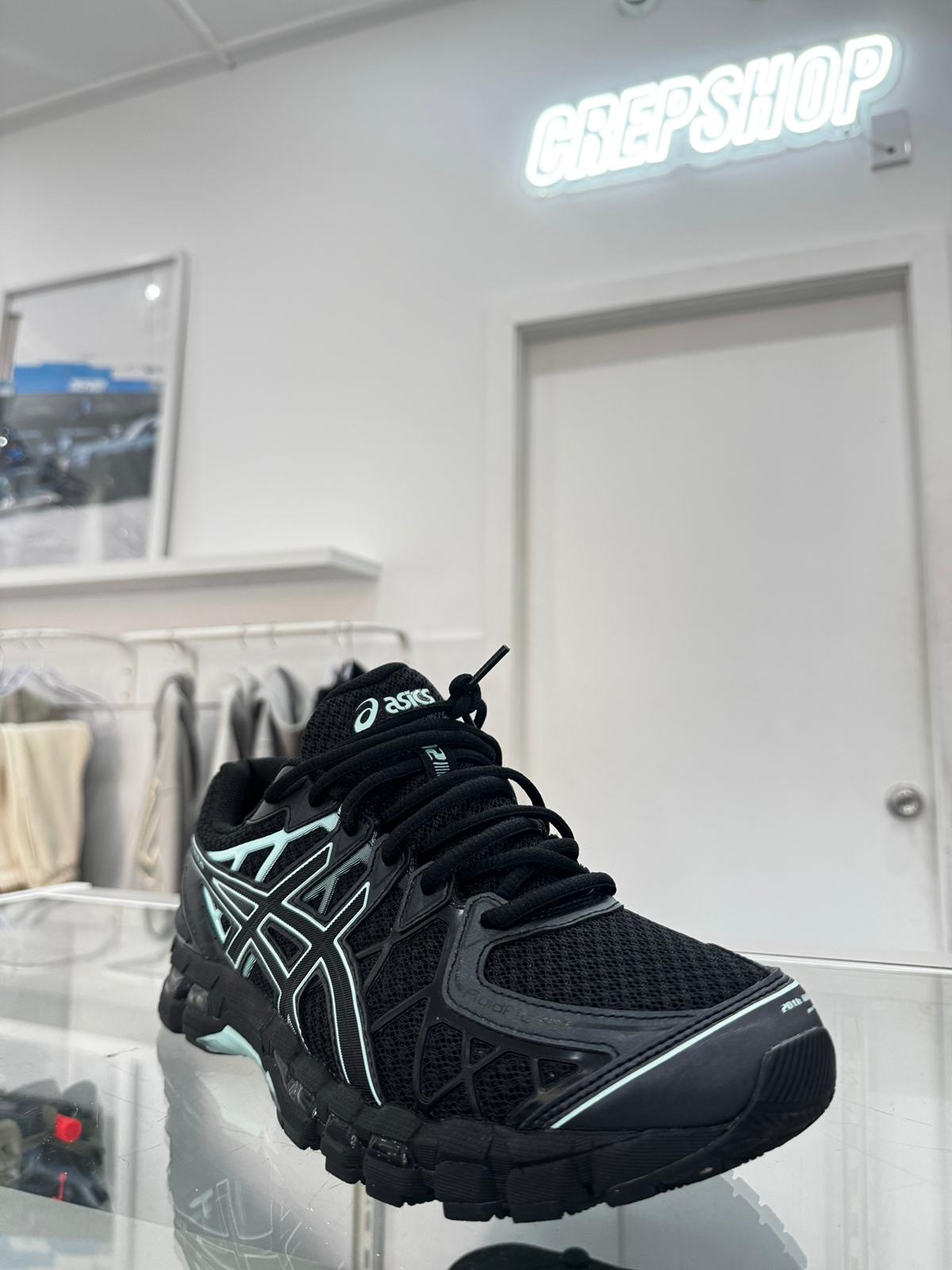Used ASICS - Gel Kayano 20 'Illuminate Mint Black'